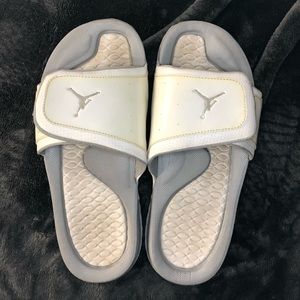 Youth Jordan Slides
